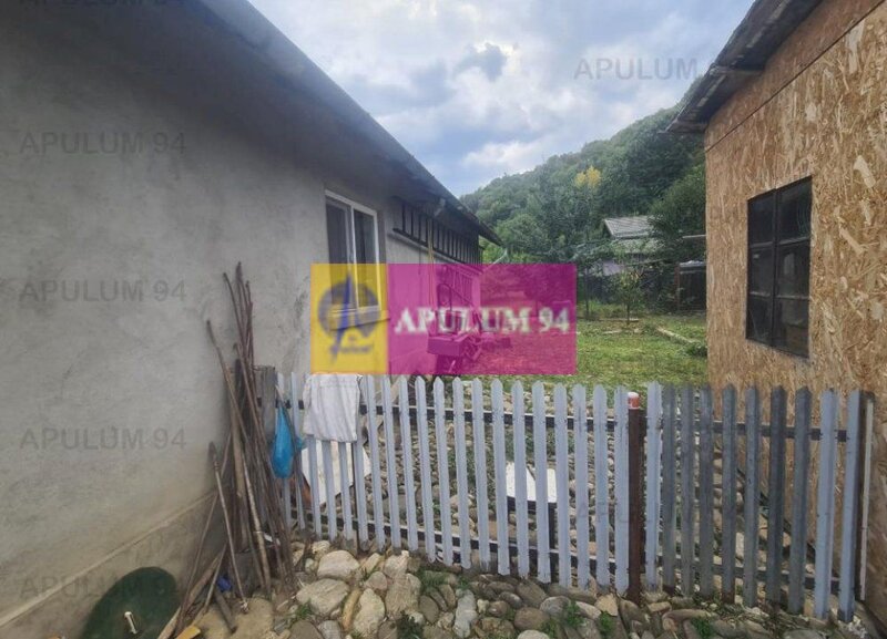 Casa de vanzare in Poiana Campina